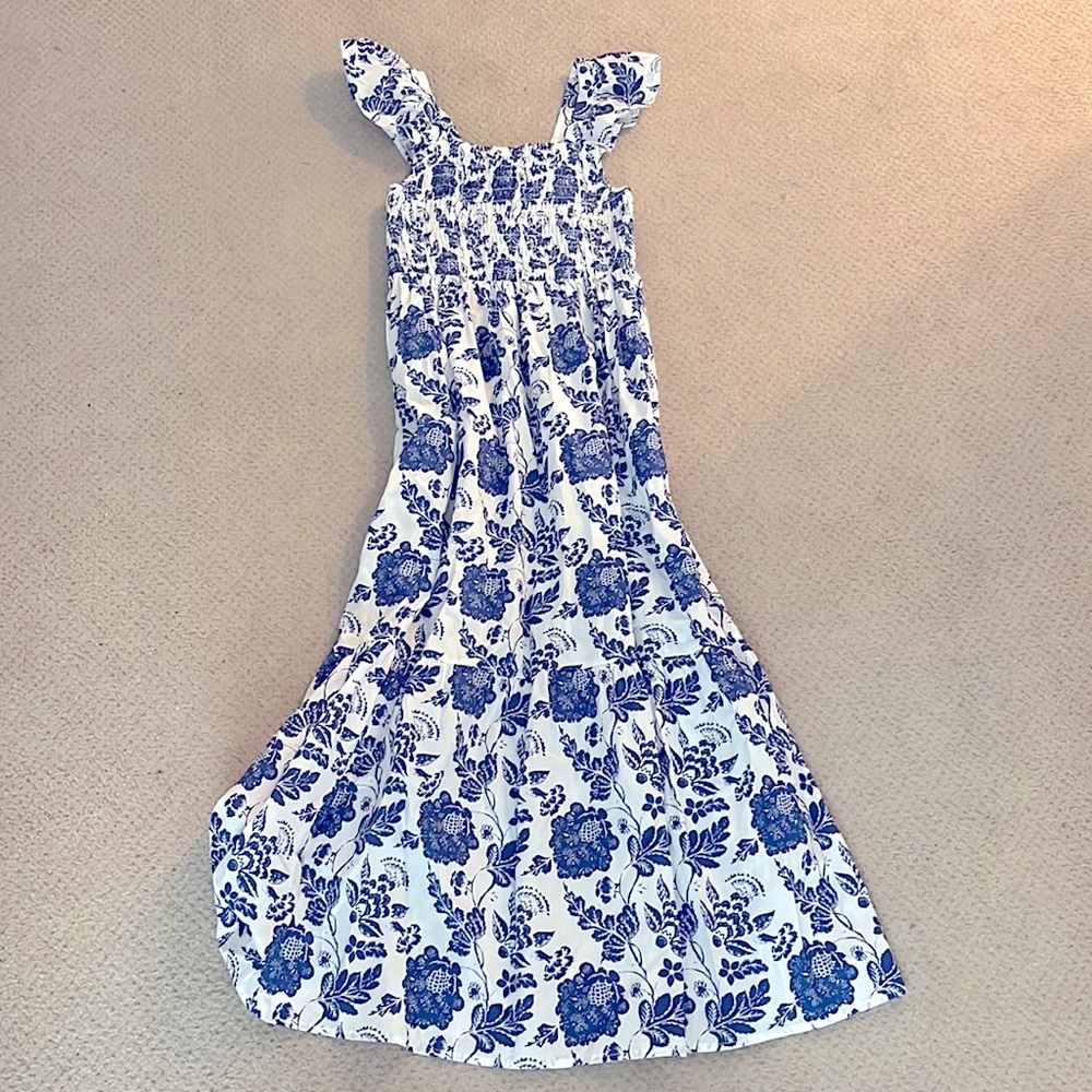 THML blue and white floral maxi dress xs